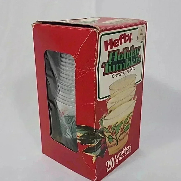 VTG Hefty Holiday Tumblers Crystal Plastic Seasons Greetings Cups 18 Christmas - Picture 2 of 11